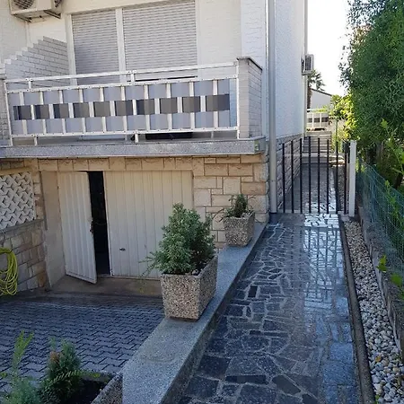 Apartment Emi *